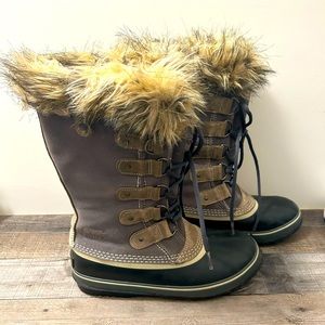 Sorel Joan of ark boots Women’s Size 10